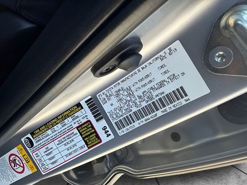 Used 2019 Toyota Tacoma TRD Sport AWD/4WD image 36