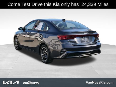 Used 2023 Kia Forte LXS image 6