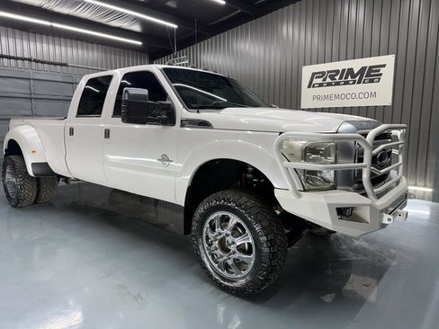 Used 2014 Ford F350 Platinum w/ FX4 Off-Road Package image 2