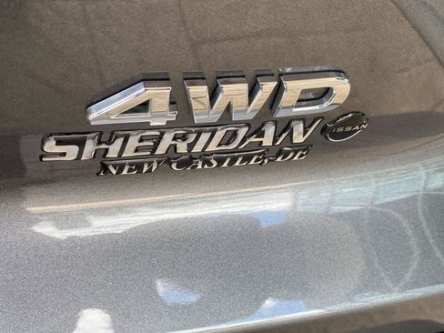 Certified 2025 Nissan Pathfinder SV AWD/4WD image 8