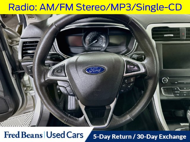 Used 2016 Ford Fusion SE FWD image 14