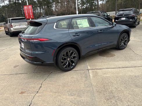 New 2026 Toyota Crown Signia image 7