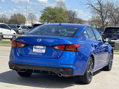Used 2025 Nissan Altima 2.5 SR image 4