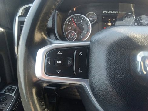Used 2024 RAM 2500 Big Horn AWD/4WD image 21