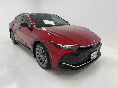 Used 2026 Toyota Crown w/ Advanced Technology Package AWD/4WD image 2