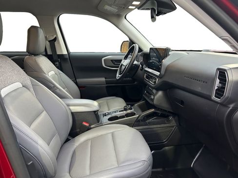 Used 2025 Ford Bronco Sport Badlands image 16