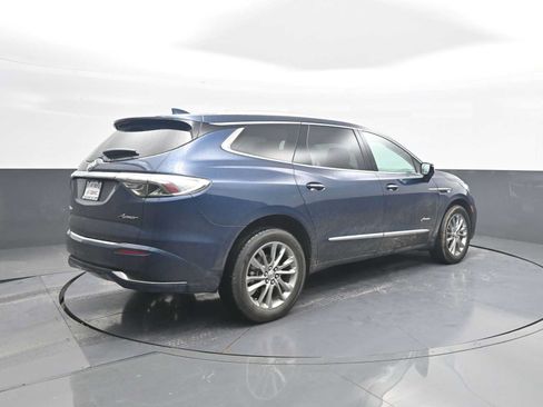 Used 2024 Buick Enclave Avenir w/ Avenir Technology Package AWD/4WD image 9