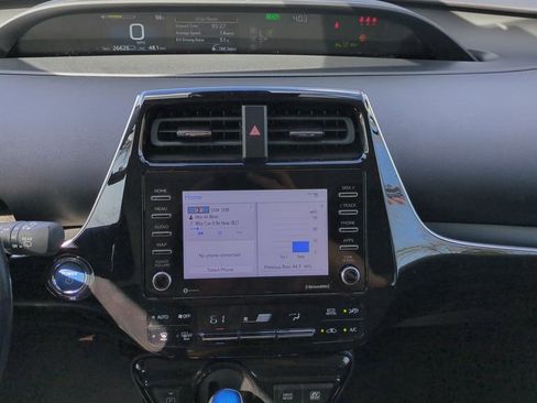 Used 2022 Toyota Prius XLE image 15