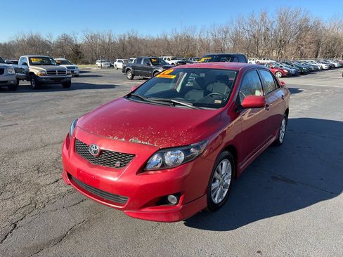 Used 2010 Toyota Corolla image 2