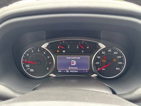 Used 2023 GMC Acadia SLT FWD image 61