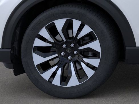 New 2026 Ford Explorer Platinum AWD/4WD image 19