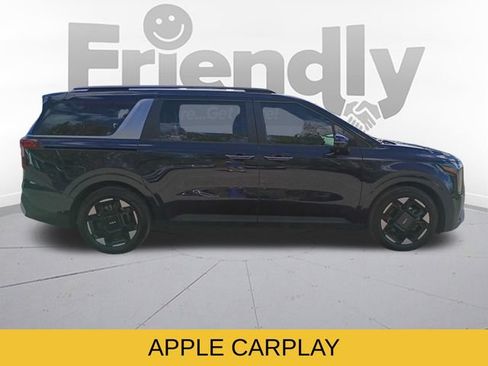 Used 2025 Kia Carnival EX FWD image 4