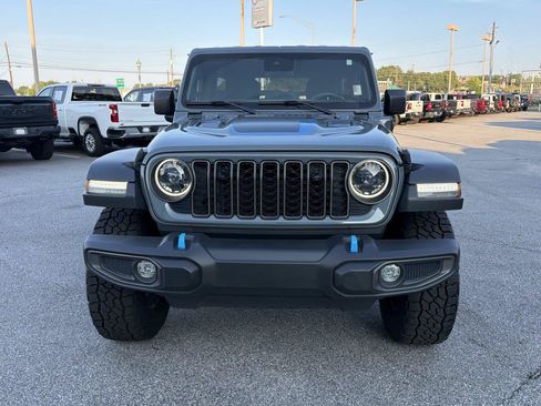 Used 2024 Jeep Wrangler Unlimited Rubicon 4xe AWD/4WD image 3