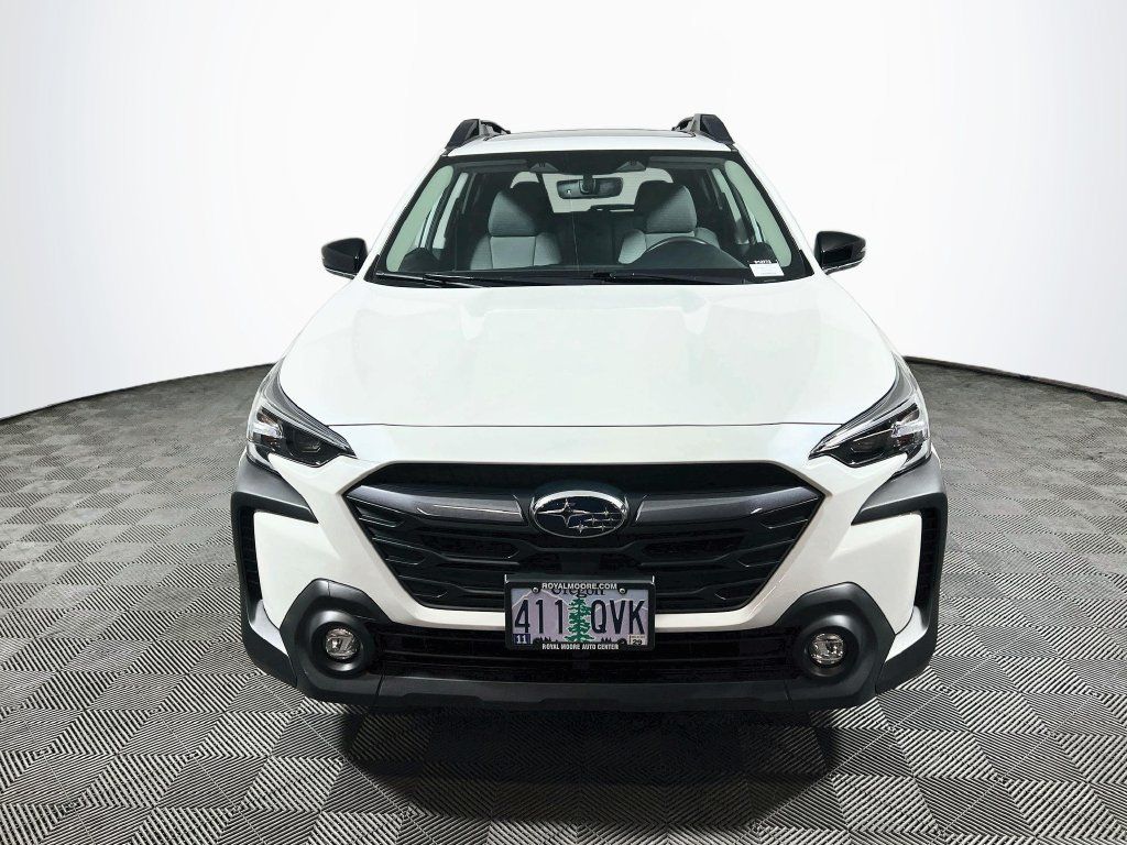 Certified 2025 Subaru Outback Premium w/ Popular Package #1A AWD/4WD image 2
