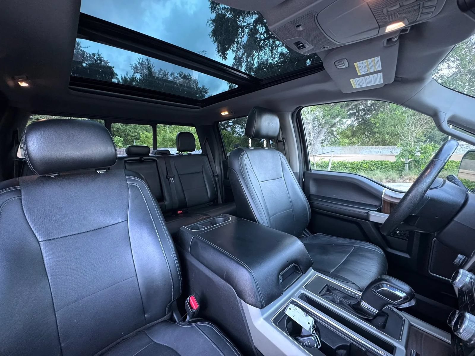 Used 2015 Ford F150 Lariat w/ Equipment Group 502A Luxury AWD/4WD image 37