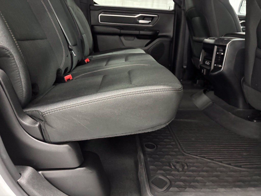 Used 2022 RAM 1500 Big Horn AWD/4WD image 50