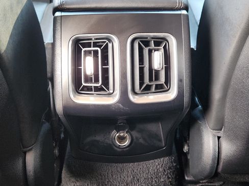 Used 2025 Kia Sorento S w/ Panoramic Sunroof Package FWD image 31