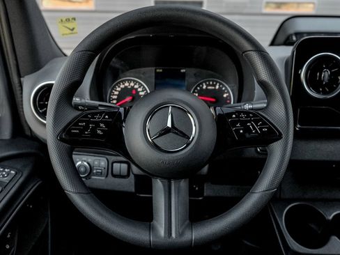New 2026 Mercedes-Benz Sprinter 2500 image 15