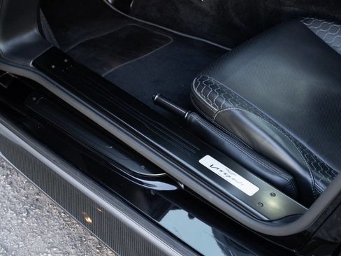 Used 2014 Aston Martin Vanquish Coupe image 60