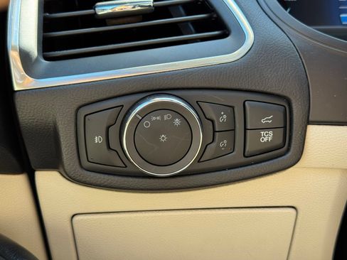 Certified 2023 Ford Edge Titanium AWD/4WD image 36