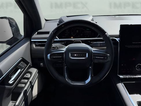 Used 2025 GMC Sierra EV Denali AWD/4WD image 14