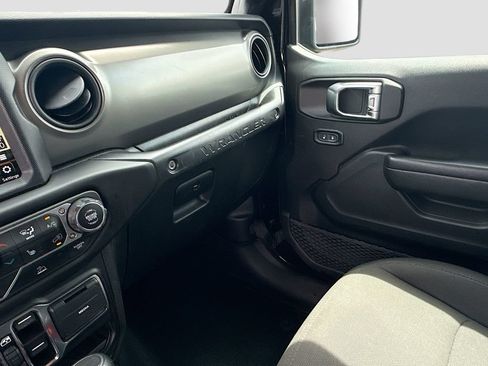 Used 2023 Jeep Wrangler Unlimited w/ Cold Weather Group AWD/4WD image 24