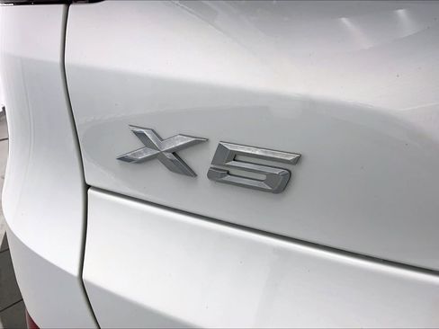 Certified 2023 BMW X5 xDrive40i w/ Premium Package AWD/4WD image 18