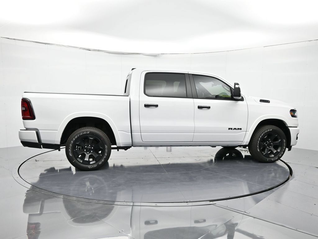 New 2025 RAM 1500 Big Horn AWD/4WD image 4
