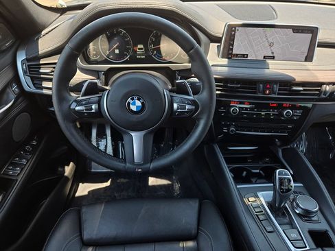 Used 2019 BMW X6 xDrive35i w/ M Sport Package AWD/4WD image 14