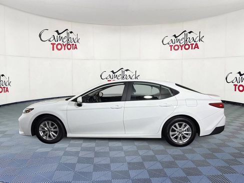 Used 2025 Toyota Camry LE FWD image 4