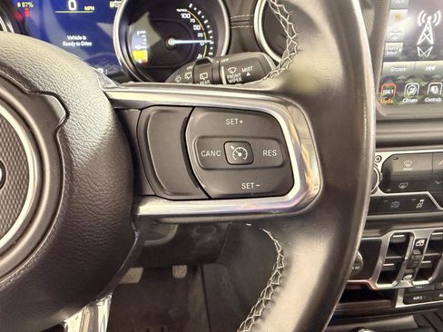 Used 2021 Jeep Wrangler Unlimited Sahara AWD/4WD image 27