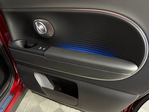 Used 2026 Hyundai Ioniq 9 SEL image 33