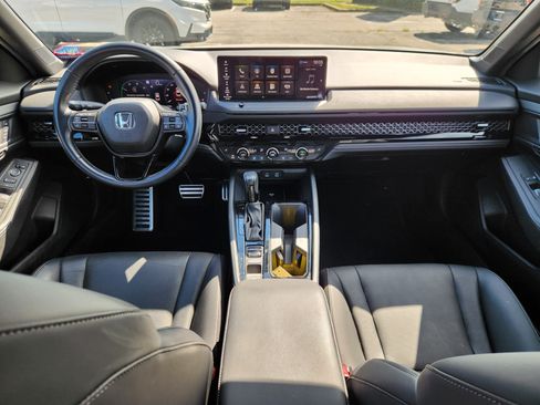 Used 2025 Honda Accord Sport image 7