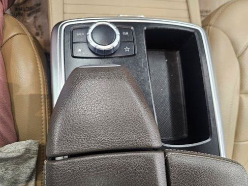 Used 2013 Mercedes-Benz ML 350 4MATIC image 24