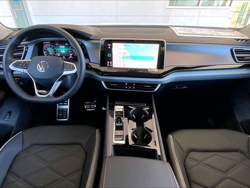 New 2026 Volkswagen Atlas Peak Edition AWD/4WD image 5