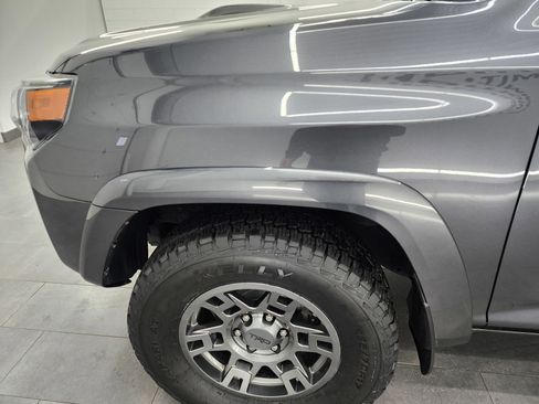 Used 2020 Toyota 4Runner Venture image 31