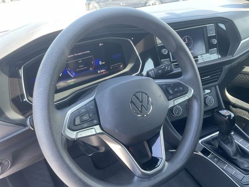 Used 2022 Volkswagen Jetta Sport FWD image 17