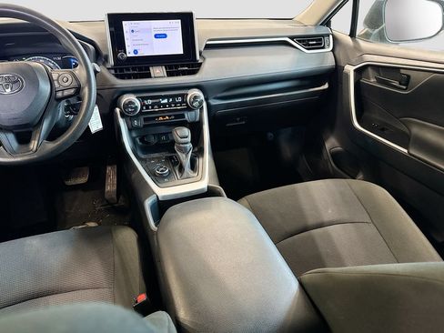Used 2025 Toyota RAV4 LE AWD/4WD image 23