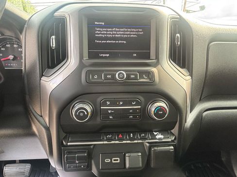 Used 2022 Chevrolet Silverado 2500 W/T w/ WT Fleet Convenience Package AWD/4WD image 29