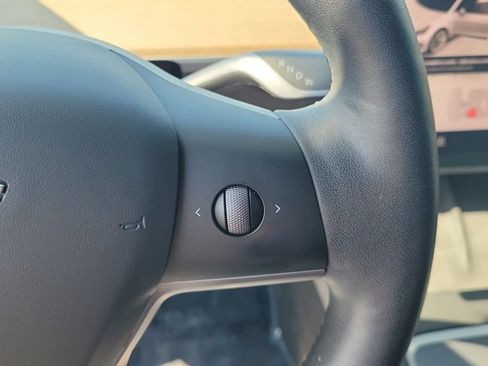Used 2023 Tesla Model 3 Standard Range RWD image 22