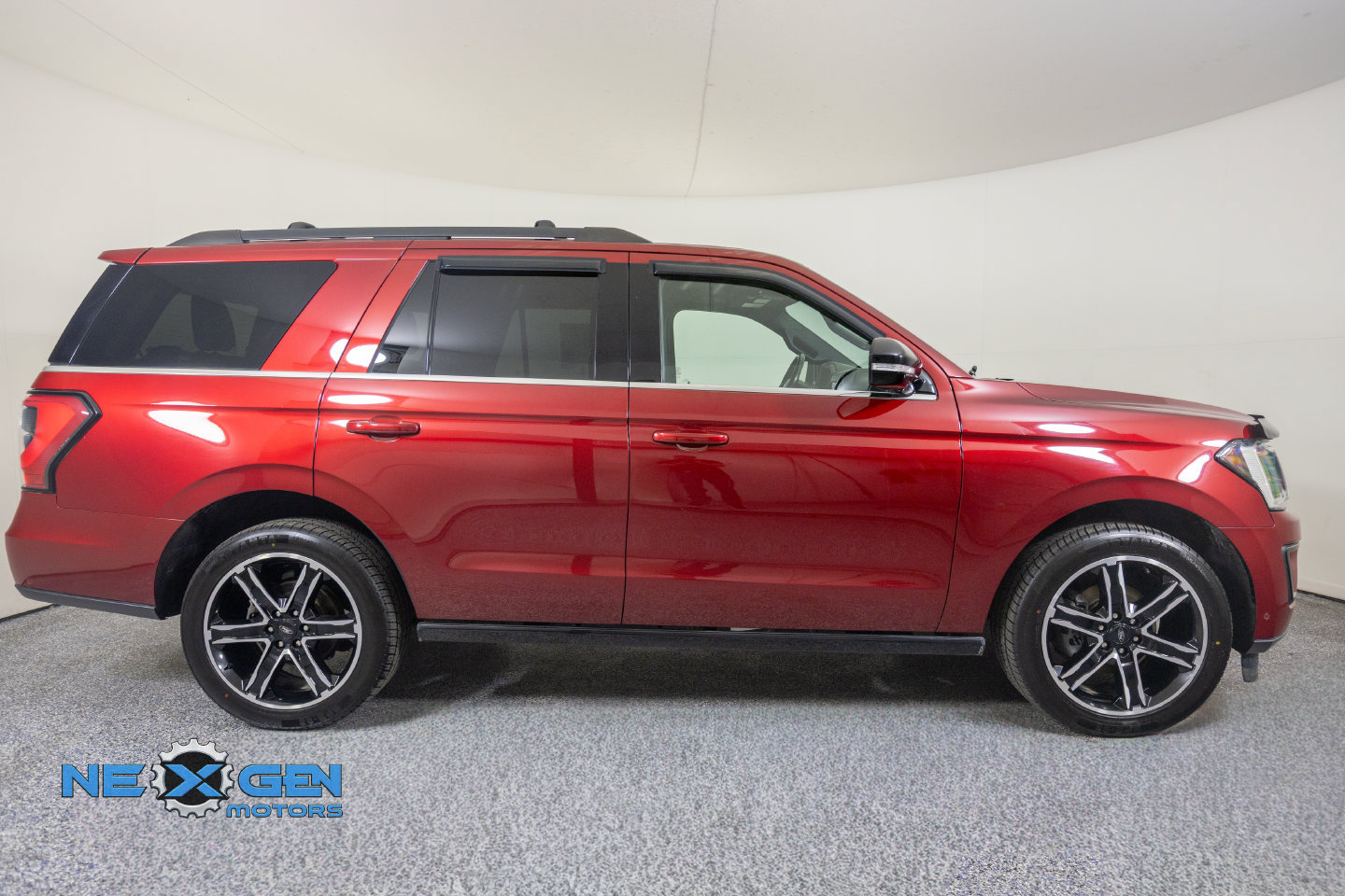 Used 2019 Ford Expedition Limited w/ Equipment Group 303A AWD/4WD image 42