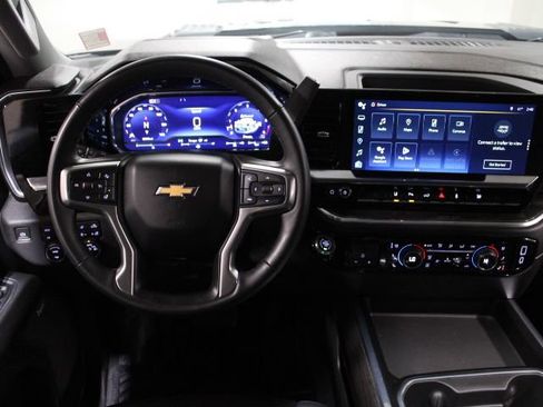 Used 2024 Chevrolet Silverado 2500 LTZ w/ LTZ Convenience Package image 32