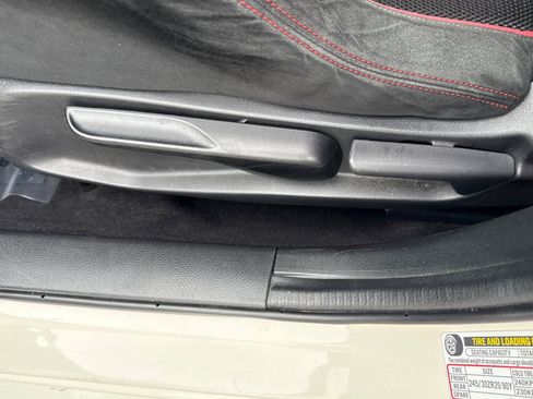 Used 2018 Honda Civic Type R image 13