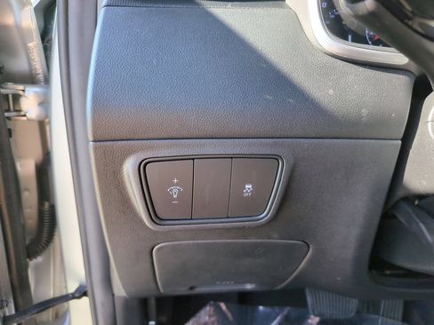 Used 2023 Hyundai Tucson SE FWD image 23