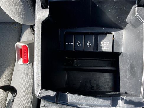 Used 2016 Honda CR-V EX image 16