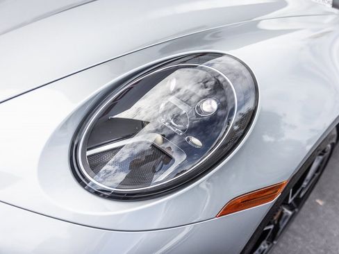 Certified 2022 Porsche 911 Turbo image 7