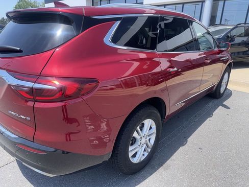 Used 2019 Buick Enclave Essence FWD image 5
