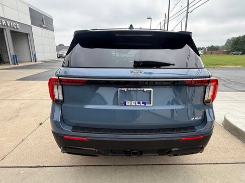 Certified 2025 Ford Explorer ST-Line w/ Premium Package AWD/4WD image 10