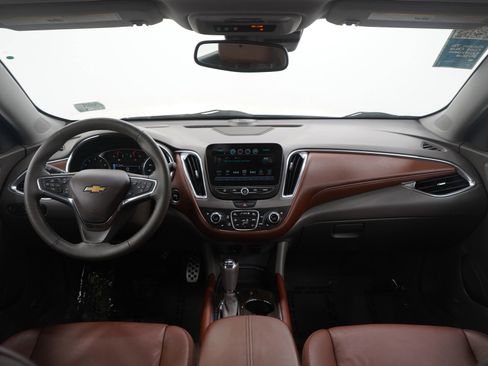 Used 2016 Chevrolet Malibu Premier w/ Driver Confidence Package image 12