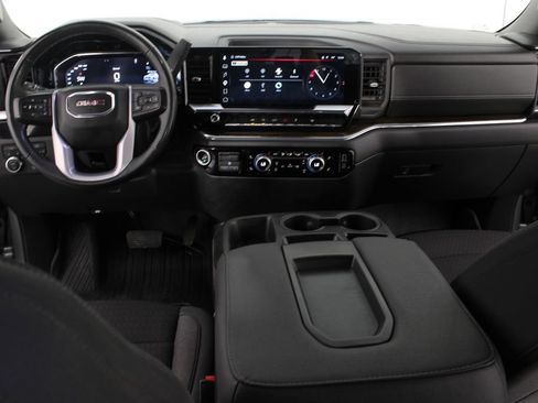 Used 2023 GMC Sierra 1500 SLE AWD/4WD image 9